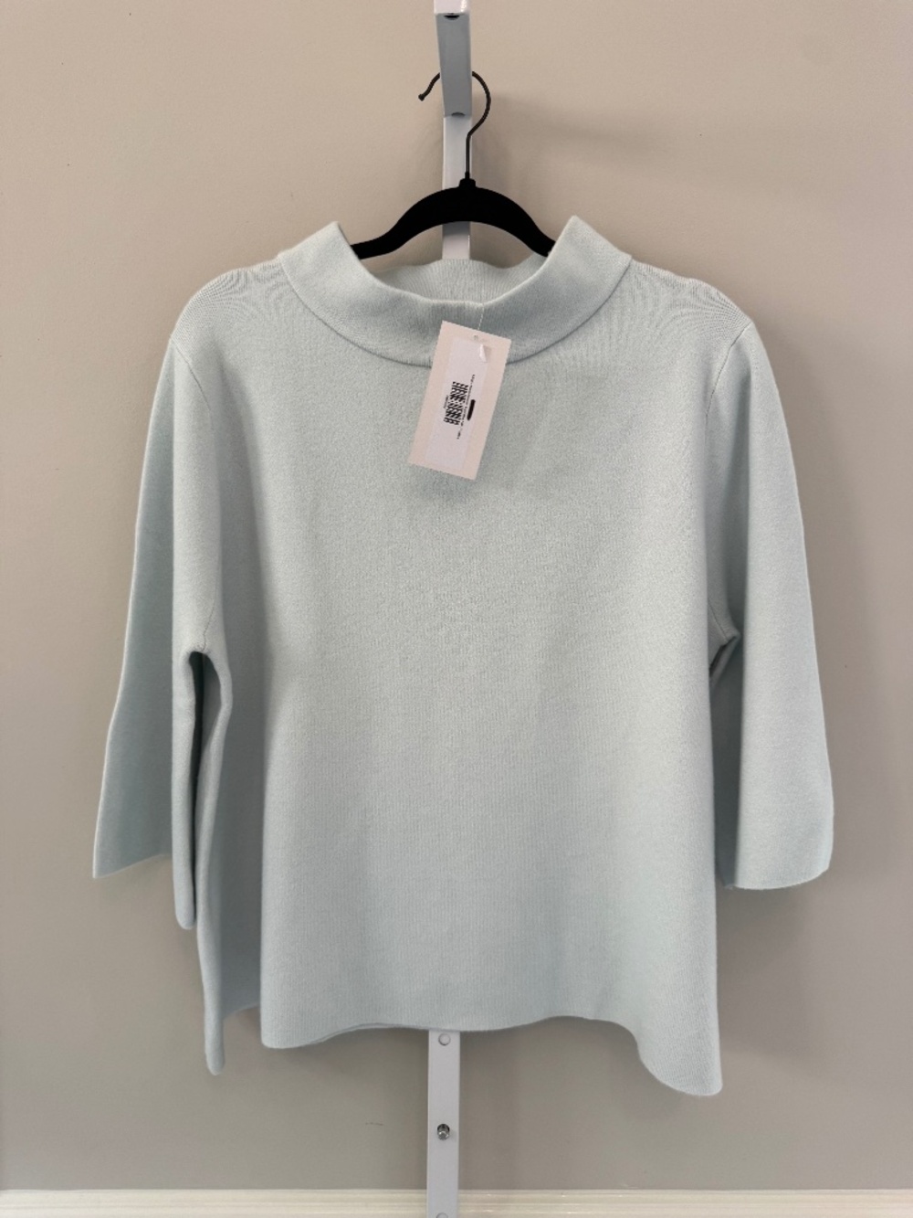 NWT Avara Jackie Sweater Light Blue Mock Neck Short Sleeve Knit L